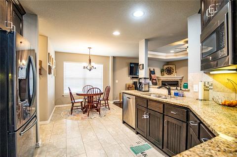 802 E Asher Dr, Rogers, AR 72758 photo 6
