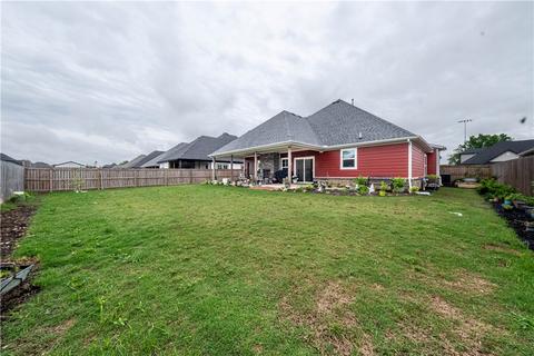 1060 Red Maple St, Centerton, AR 72719 photo 7