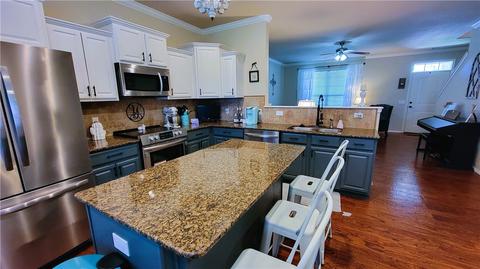 207 Devonshire Ave, Lowell, AR 72745 photo 3