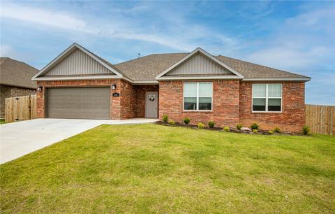 910 Skyline Loop, Centerton, AR 72719 photo 2