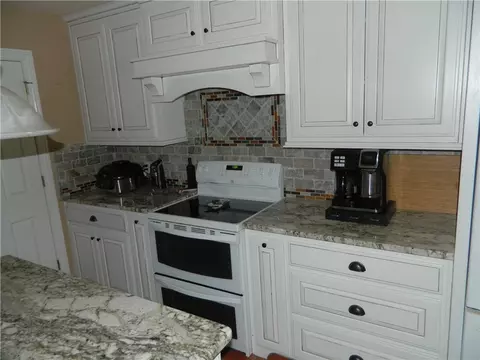 2425 Cimmaron Ave, Springdale, AR 72762 photo 9