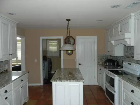 2425 Cimmaron Ave, Springdale, AR 72762 photo 8