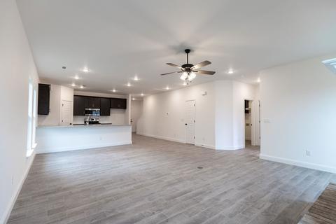 2130 Periwinkle Pl, Centerton, AR 72719 photo 3