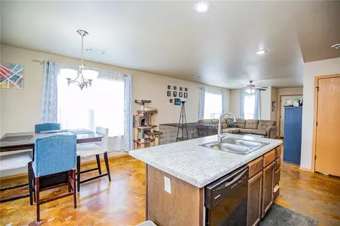 614 Cascade Cir, Springdale, AR 72764 photo 9