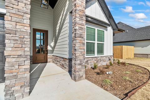 1220 Silver Maple St, Centerton, AR 72719 photo 3