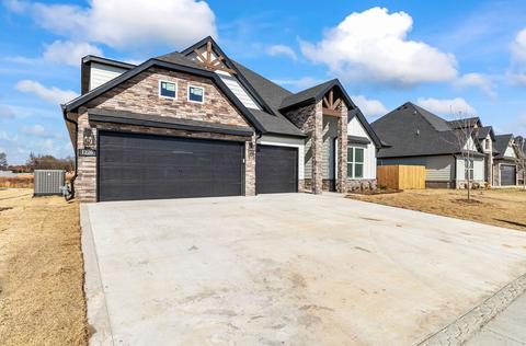 1220 Silver Maple St, Centerton, AR 72719 photo 2