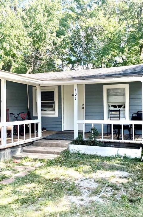 407 Mountain View Ave, Springdale, AR 72764