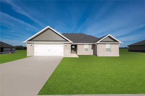 1612 Taylor Orchard Rd, Gentry, AR 72734 photo 1