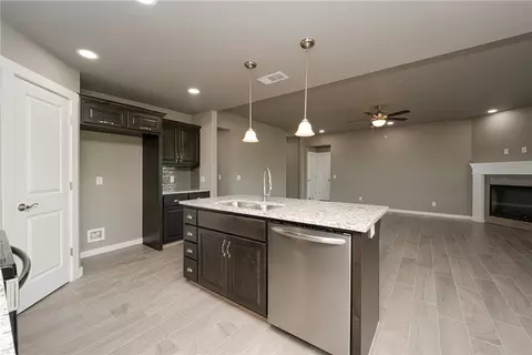 1612 Taylor Orchard Rd, Gentry, AR 72734 photo 11