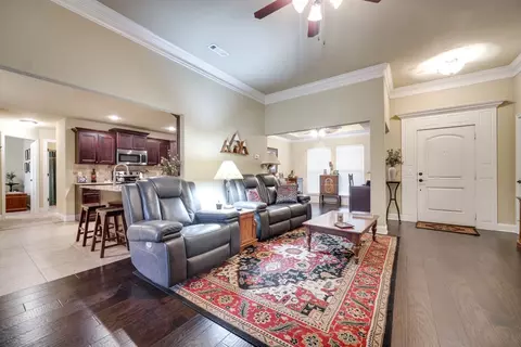 217 Mcdaniel St, Lowell, AR 72745 photo 6