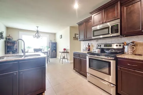 217 Mcdaniel St, Lowell, AR 72745 photo 8