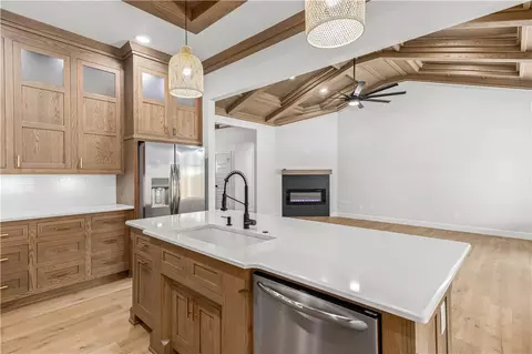 700 Bronco St, Centerton, AR 72719 photo 5