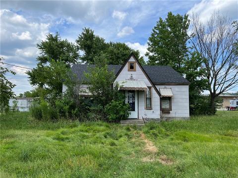 1470 Emma Ave, Springdale, AR 72764 photo 8