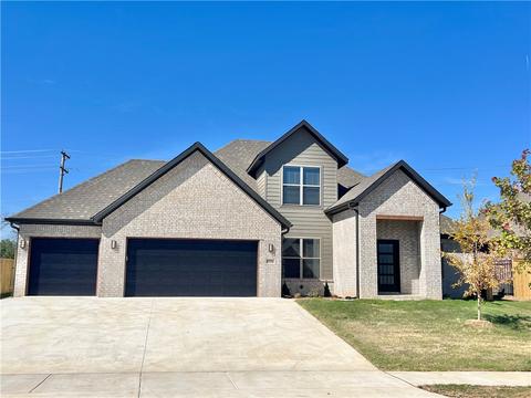 4702 SW Bridgewater St, Bentonville, AR 72712