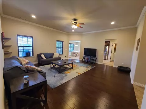 659 Olivia Ln, Centerton, AR 72719 photo 5