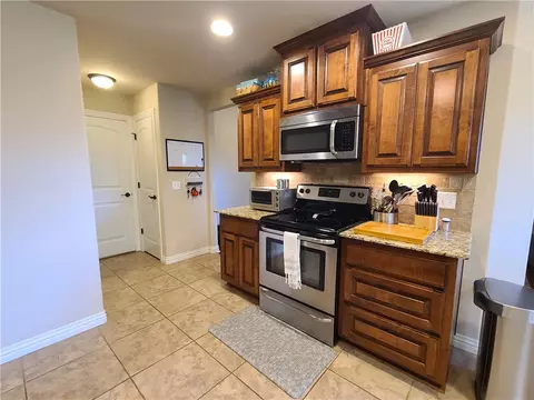 659 Olivia Ln, Centerton, AR 72719 photo 7