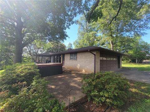 21701 Chinquapin Wc 1059 Rd, Springdale, AR 72764