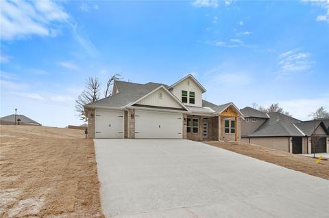 1006 Red Oak Loop, Springdale, AR 72762 photo 4