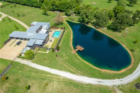 849 N Elm Springs Rd, Springdale, AR 72762