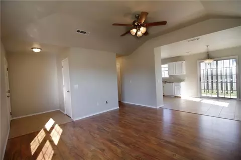 2849 Amhurst Loop, Springdale, AR 72764 photo 2