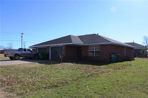 3269 Singletree Ave, Springdale, AR 72764 photo 1