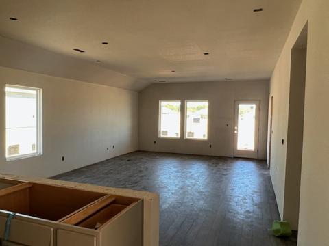 708 Comanche Dr, Gentry, AR 72734 photo 3