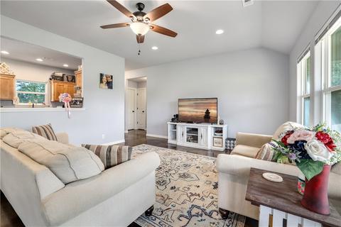 910 E North St, Lincoln, AR 72744 photo 5