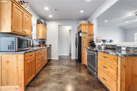 910 E North St, Lincoln, AR 72744 photo 9