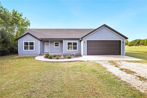 910 E North St, Lincoln, AR 72744 photo 1