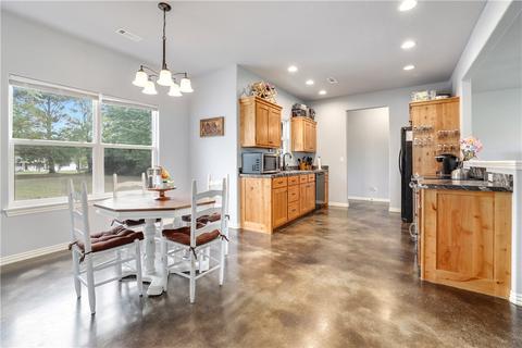 910 E North St, Lincoln, AR 72744 photo 7
