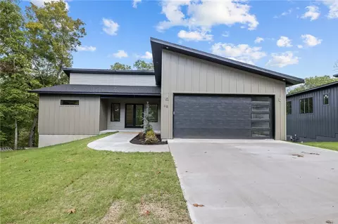 68 Glyndebourne Dr, Bella Vista, AR 72714