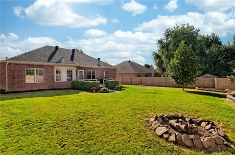 208 Blake Dr, Centerton, AR 72719 photo 3