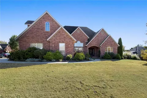 6149 W Greens Chapel Rd, Fayetteville, AR 72704