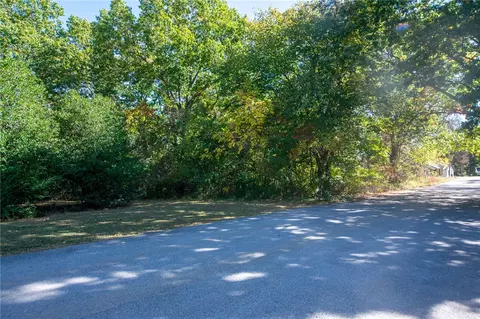430 Dancer Rd, Rogers, AR 72756 photo 8