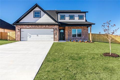 6202 S 59th St, Rogers, AR 72758