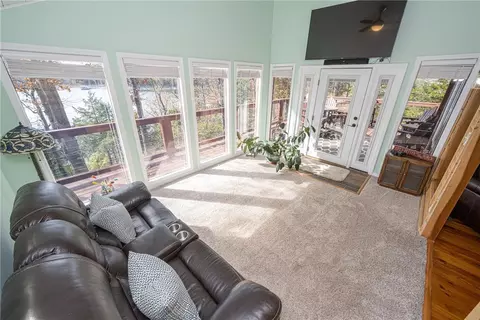 18964 Eagle Point Rd, Eagle Rock, MO 65641 photo 2