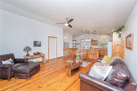 18964 Eagle Point Rd, Eagle Rock, MO 65641 photo 13
