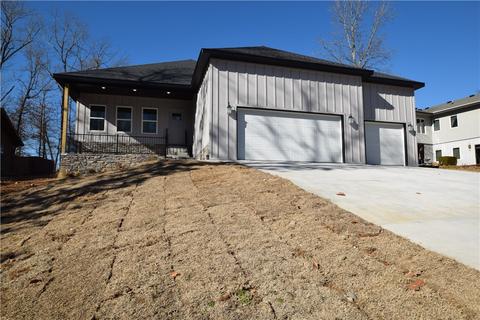 4 Clovelly Ln, Bella Vista, AR 72715