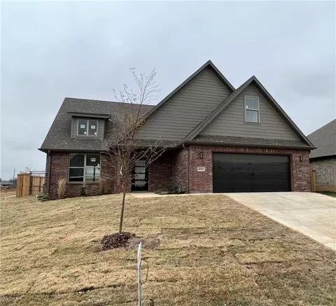 4701 SW Bridgewater St, Bentonville, AR 72712