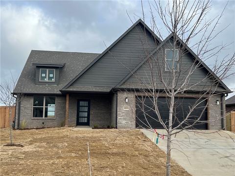 4601 SW Bridgewater St, Bentonville, AR 72712