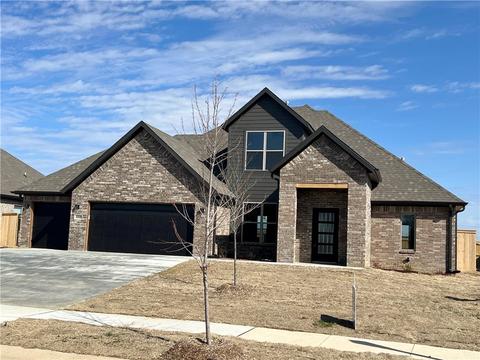 4505 SW Bridgewater St, Bentonville, AR 72712