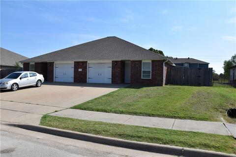 1002 S Haden St, Siloam Springs, AR 72761