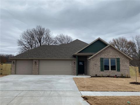 106 N Sheep Dog Ave, Farmington, AR 72730