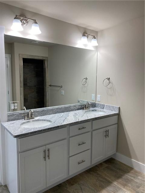 1041 Riverside Dr, Centerton, AR 72713 photo 6