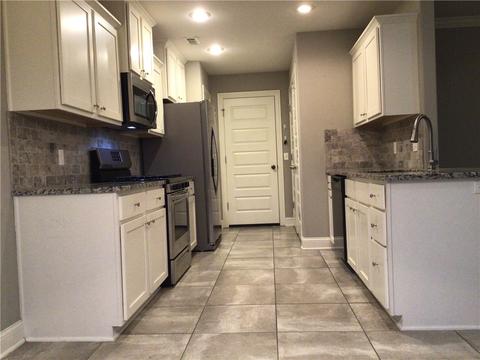 155 Alexandra Loop, Elkins, AR 72727 photo 5