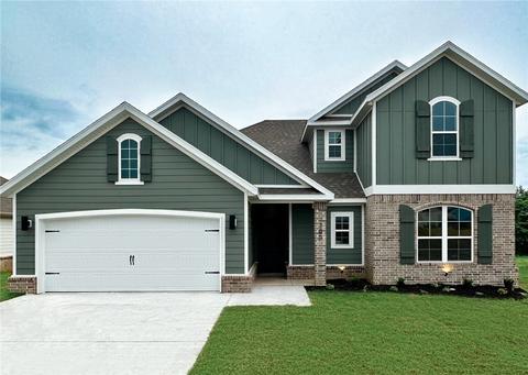 300 Dobson St, Pea Ridge, AR 72751