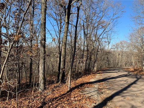 8 Halford Lane, Bella Vista, AR 72715