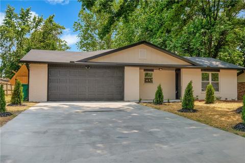 3507 Birchwood Ave, Springdale, AR 72762