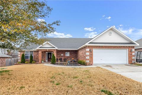 258 Chip Dr, Springdale, AR 72764 photo 1
