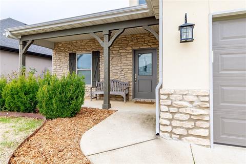 116 E Glendale Ln, Rogers, AR 72758 photo 1